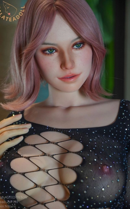 Lelia, uma beleza de sonho • SiliconGirls