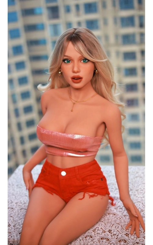 Ylia, a tua musa do amor • SiliconGirls