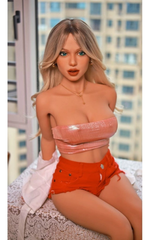 Ylia, a tua musa do amor • SiliconGirls