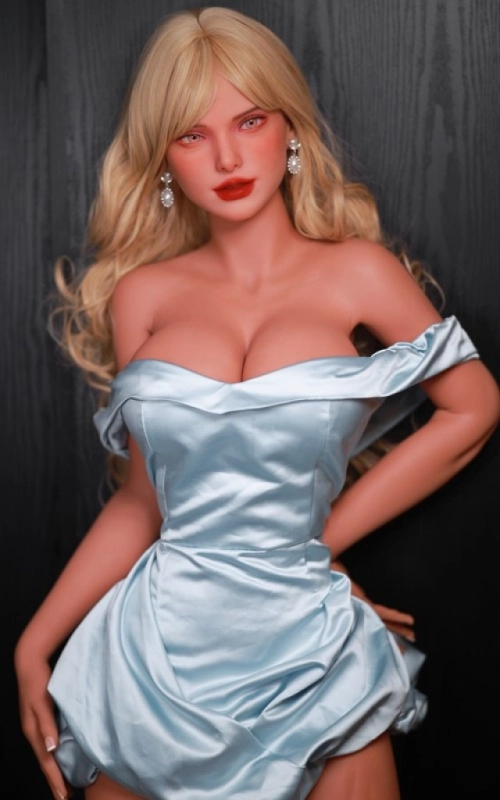 Vixen, a modelo de alta-costura • SiliconGirls