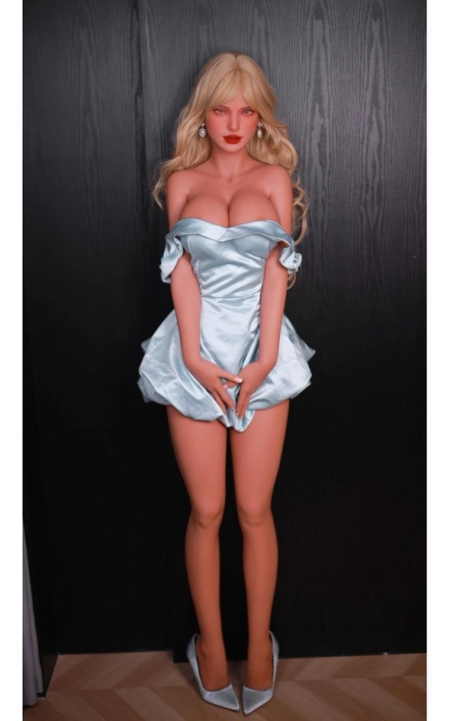 Vixen, a modelo de alta-costura • SiliconGirls
