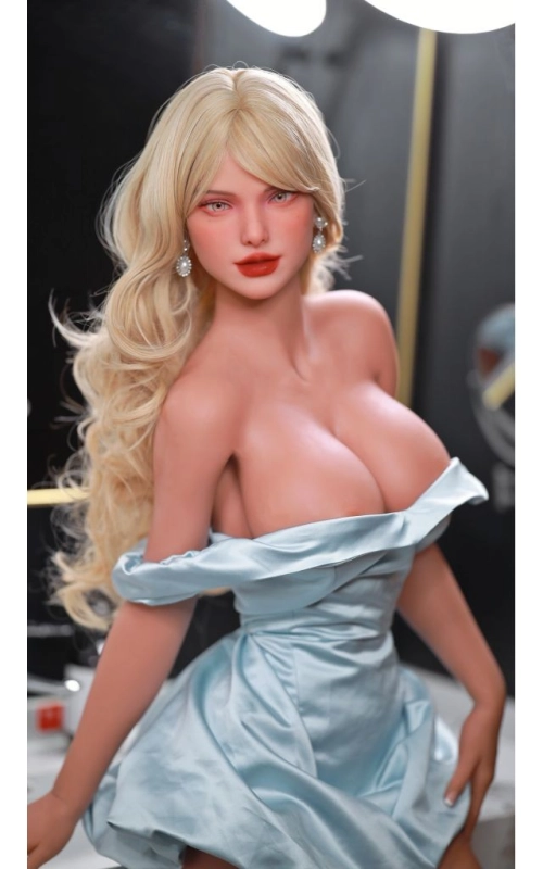 Vixen, a modelo de alta-costura • SiliconGirls