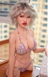 Torso Blaze, la rebelde fiestera • SiliconGirls