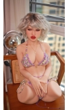Torso Blaze, la rebelde fiestera • SiliconGirls