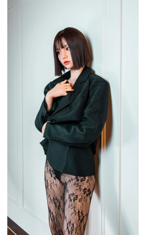 Arin, una mujer con mucho glamour • SiliconGirls