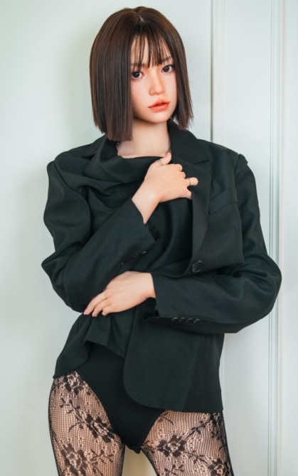 Arin, una mujer con mucho glamour • SiliconGirls
