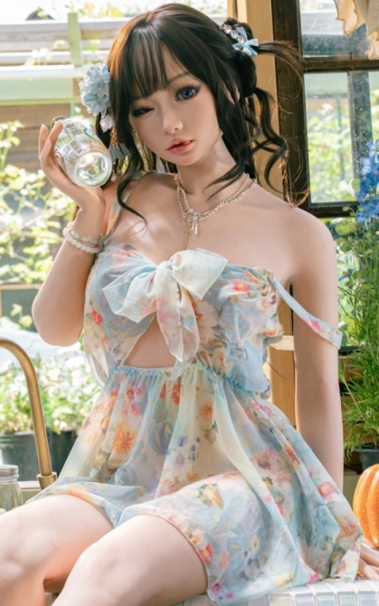 Yuyi Liu, la florista alegre y seductora • SiliconGirls