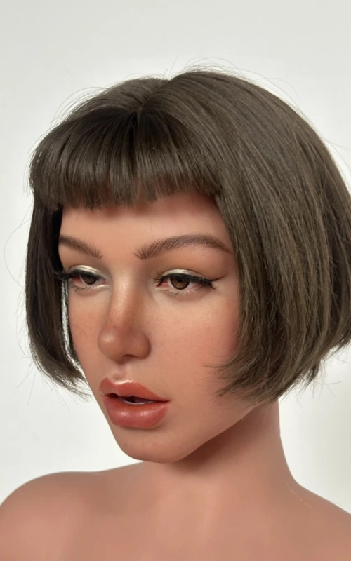 Alisa, toda una loba • SiliconGirls