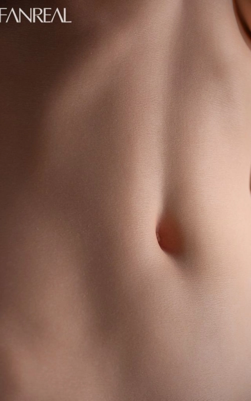 Mirella, tu tentación carmesí • SiliconGirls