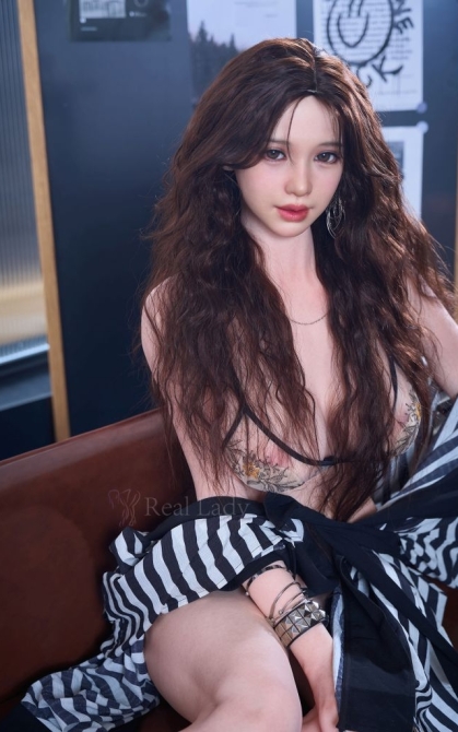 Alodia, una belleza oriental siempre perfecta • SiliconGirls