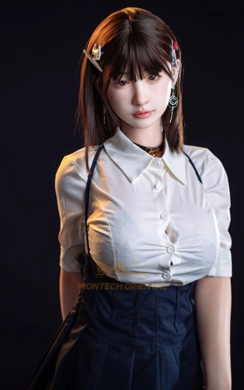 Yui, a tua namorada doce e encantadora • SiliconGirls