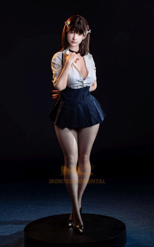 Yui, a tua namorada doce e encantadora • SiliconGirls