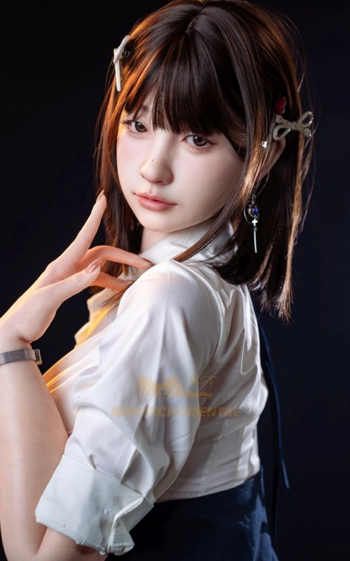 Yui, a tua namorada doce e encantadora • SiliconGirls