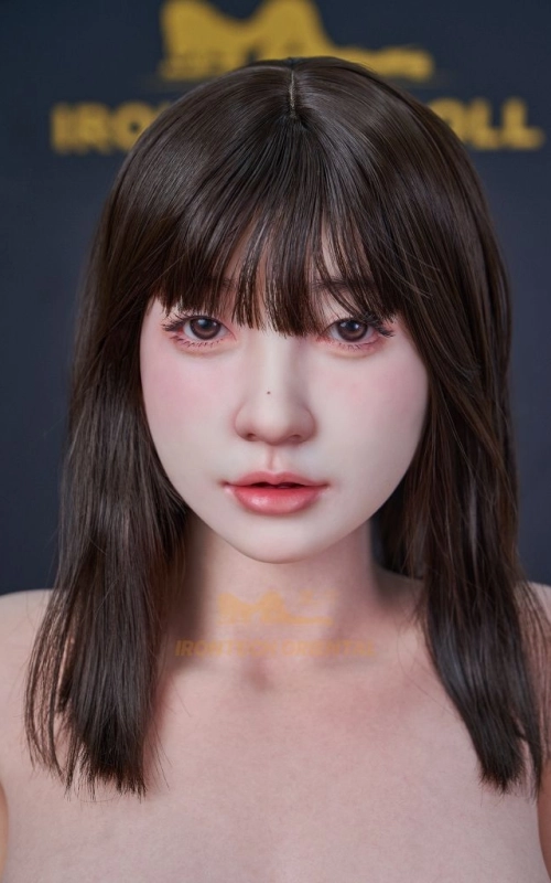 Yui, a tua namorada doce e encantadora • SiliconGirls