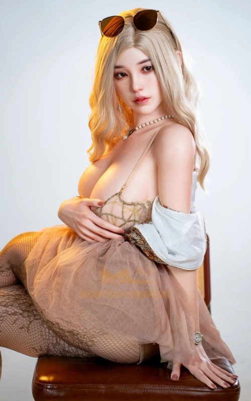 Eileen, beleza da alta sociedade • SiliconGirls