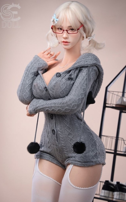 Ayaka, una belleza delicada y encantadora • SiliconGirls