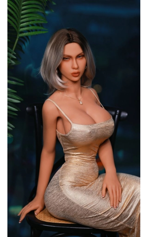 Angelica, a mais glamorosa e perigosa • SiliconGirls