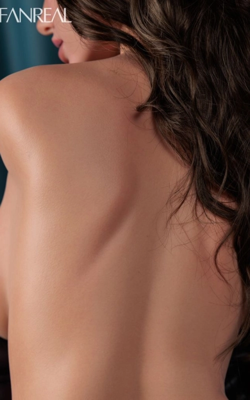 Torso Liliane, um prazer íntimo • SiliconGirls