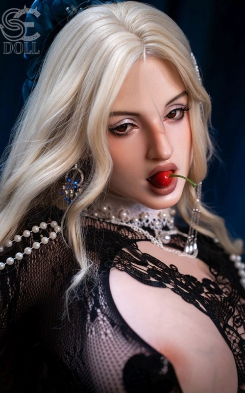 Cleopatra, rainha do BDSM • SiliconGirls