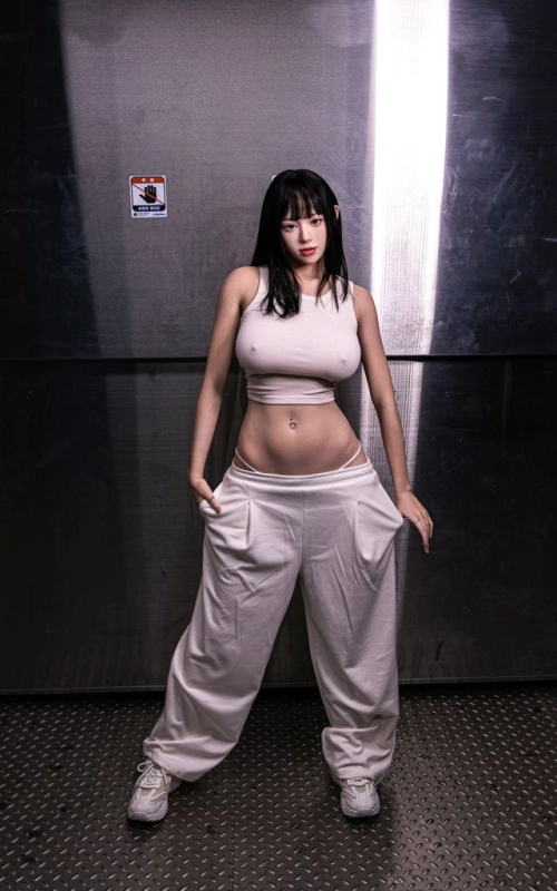 Saria, tu novia joven y alegre • SiliconGirls