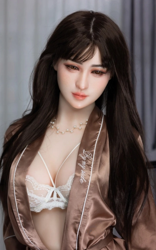 Airina, una joven muy excitante • SiliconGirls