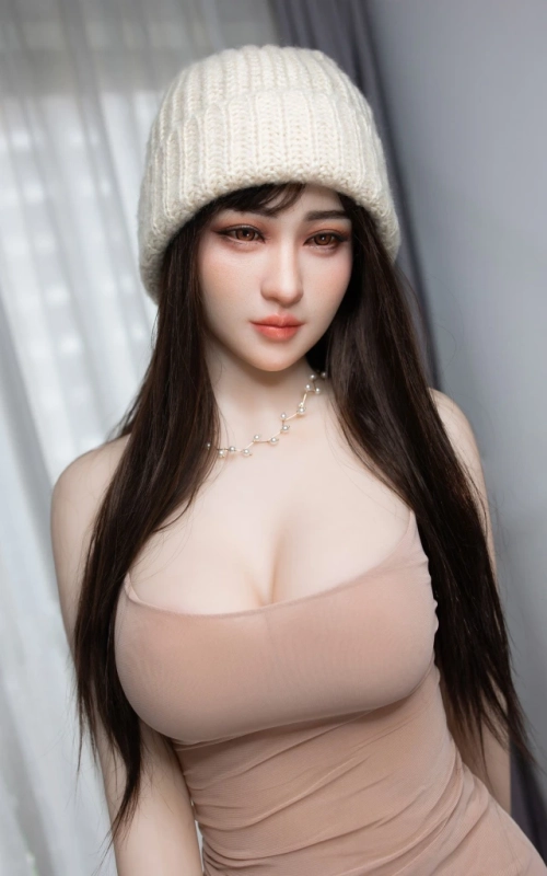 Airina, una joven muy excitante • SiliconGirls