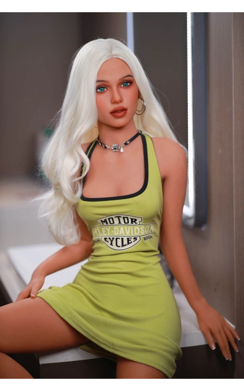 Jade modesta e leal • SiliconGirls