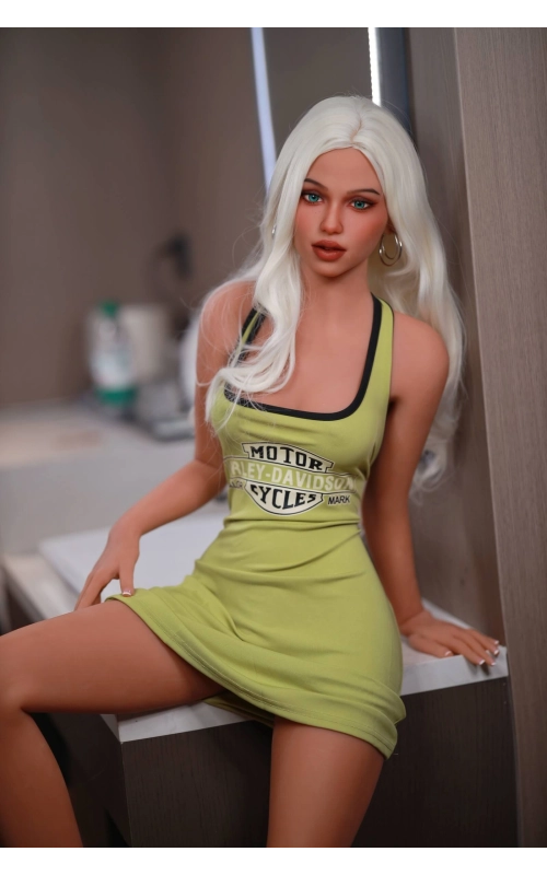 Jade modesta e leal • SiliconGirls