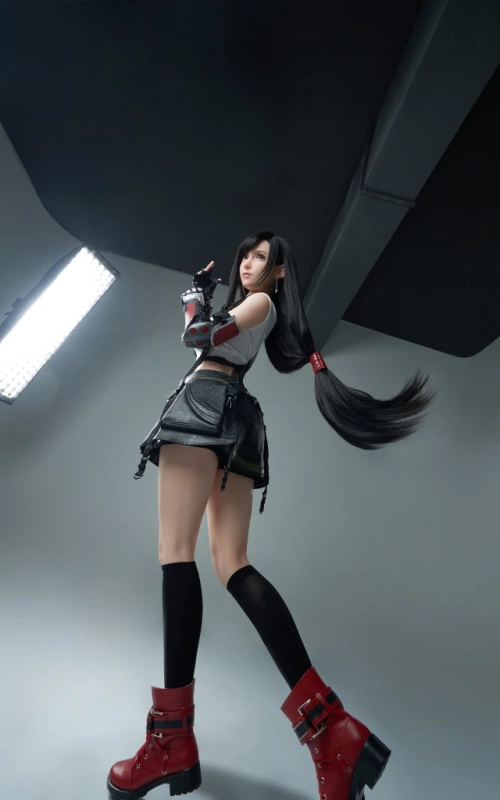 Tifa, sua companheira de aventuras • SiliconGirls