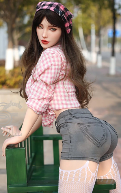 Sylvie, tu alegría y placer • SiliconGirls