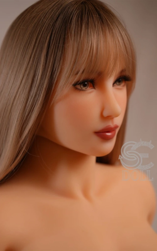 Wynette, disfruta del BDSM • SiliconGirls