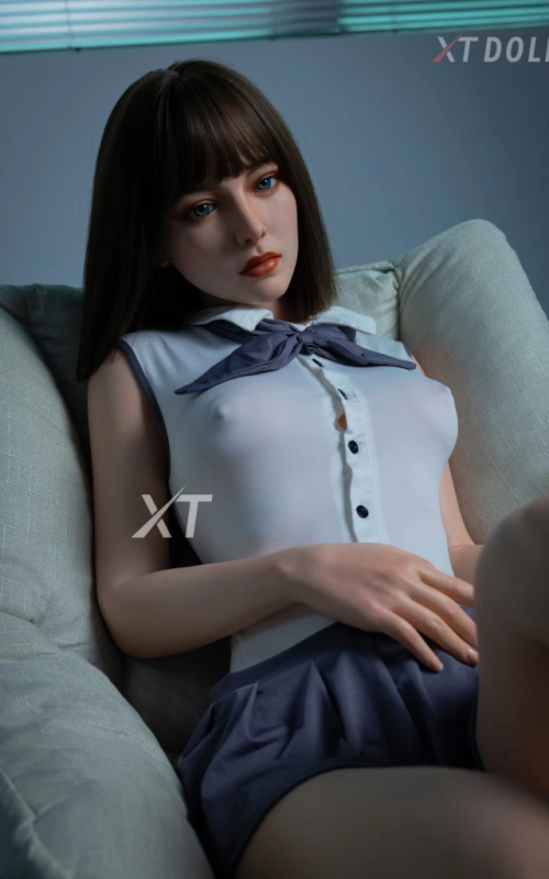 Ina Crush, beleza escultural • SiliconGirls