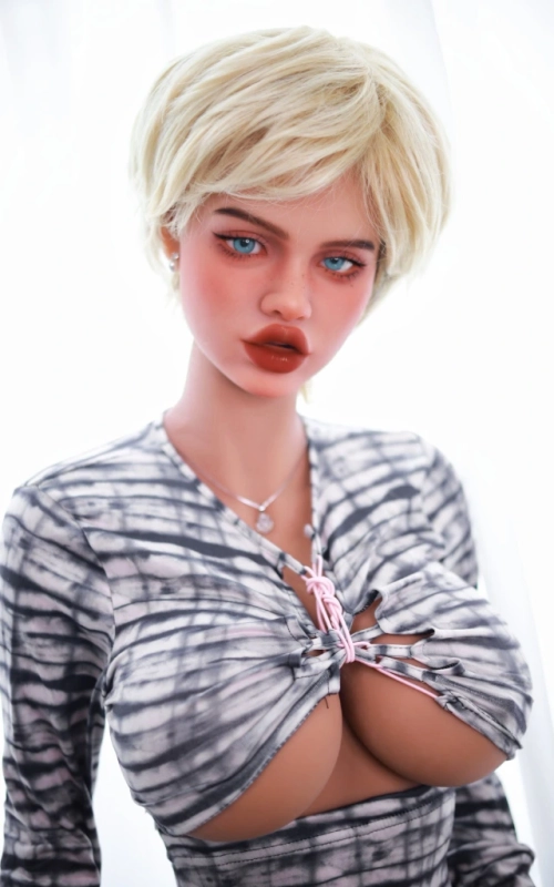 Kimberlie, um bom par de razões • SiliconGirls