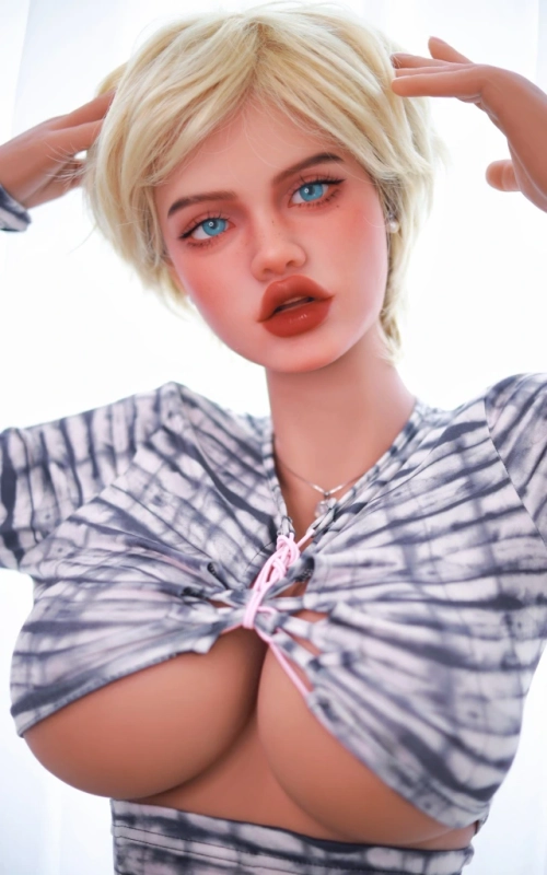 Kimberlie, um bom par de razões • SiliconGirls
