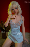 Daphne Fashion, belleza escultural • SiliconGirls