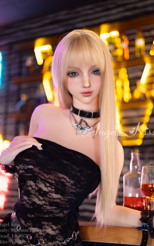 Clara, hermosa y decidida • SiliconGirls