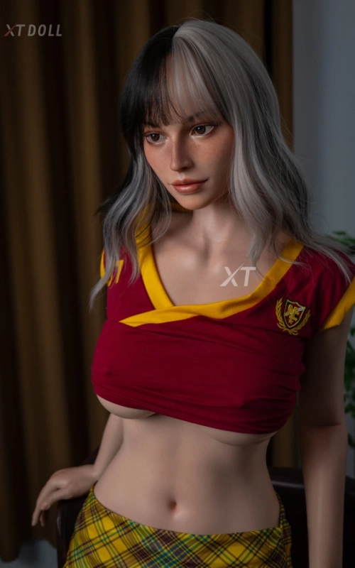 Julie Anderson, tu animadora picante • SiliconGirls