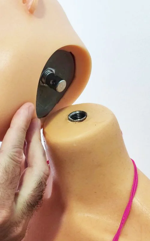 tornillo cabeza sex doll 3