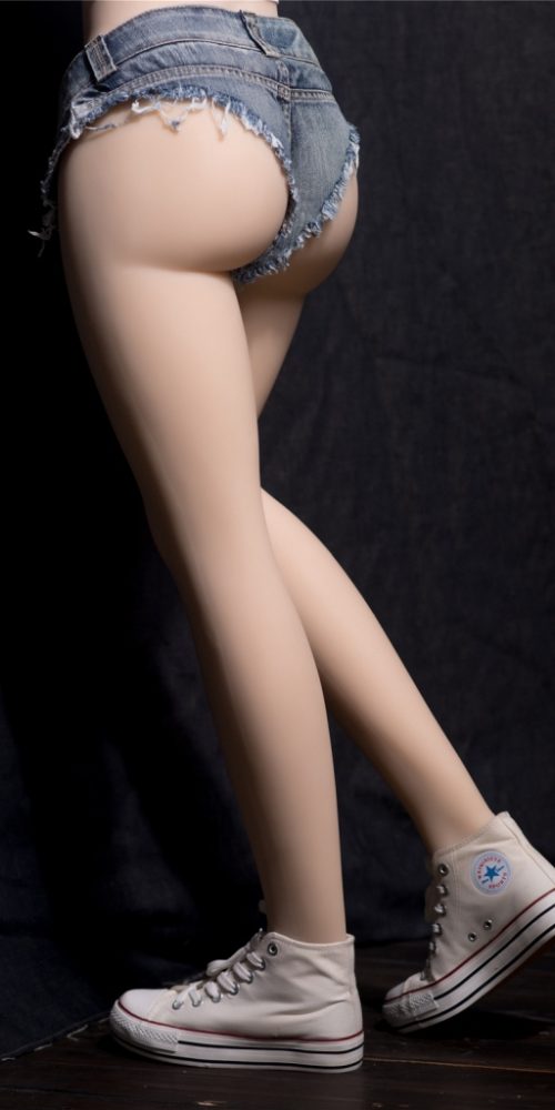 lora 157e lora irontech doll 03