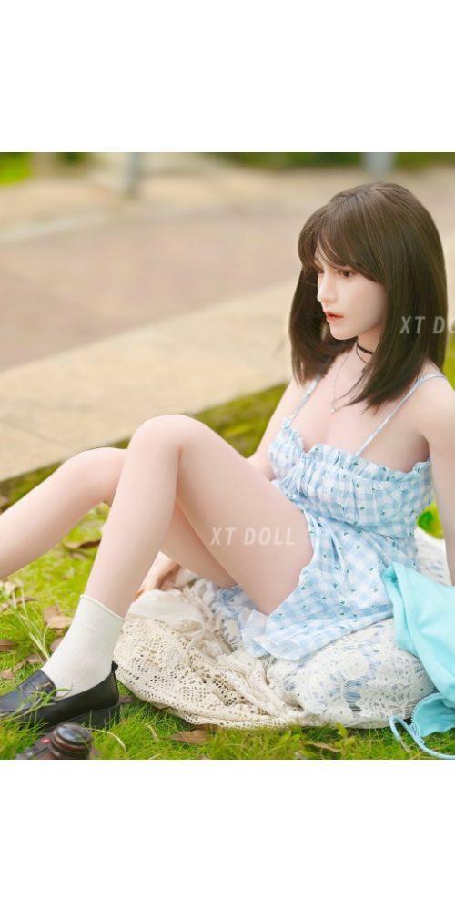 eleanor 150d xt s6 xt doll 01