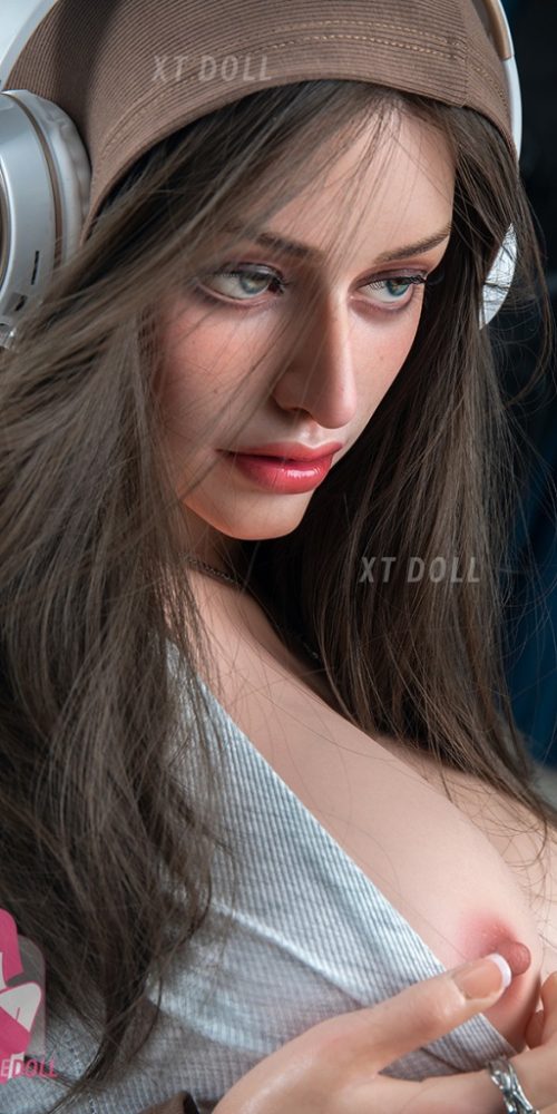 everleigh 162g xt 19 xt doll 21