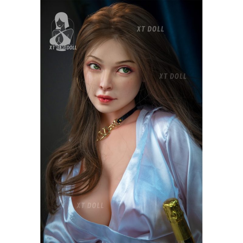 jennifer 168c xt 11 xt doll 01