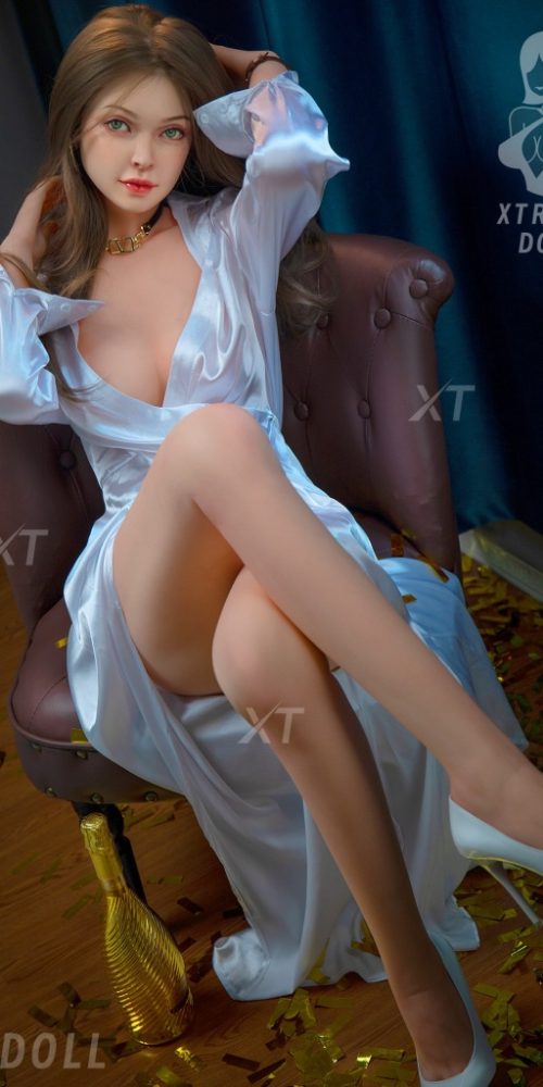 jennifer 168c xt 11 xt doll 07