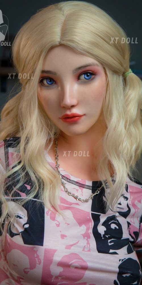 scarlett 163c xt 12 xt doll 02