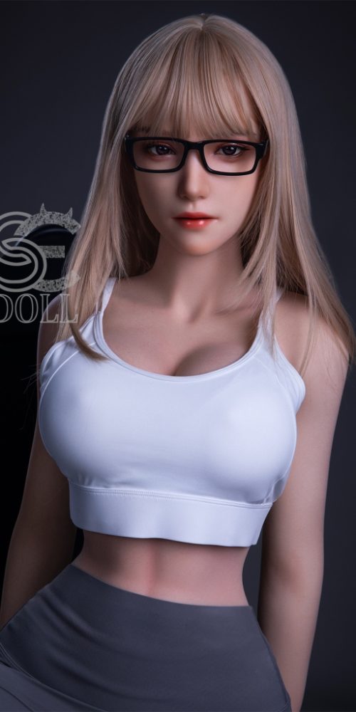 queena.g 161e 083 ses011 01