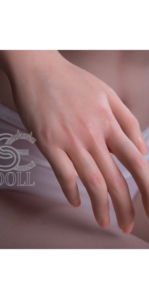 queena.g 161e 083 ses011 21