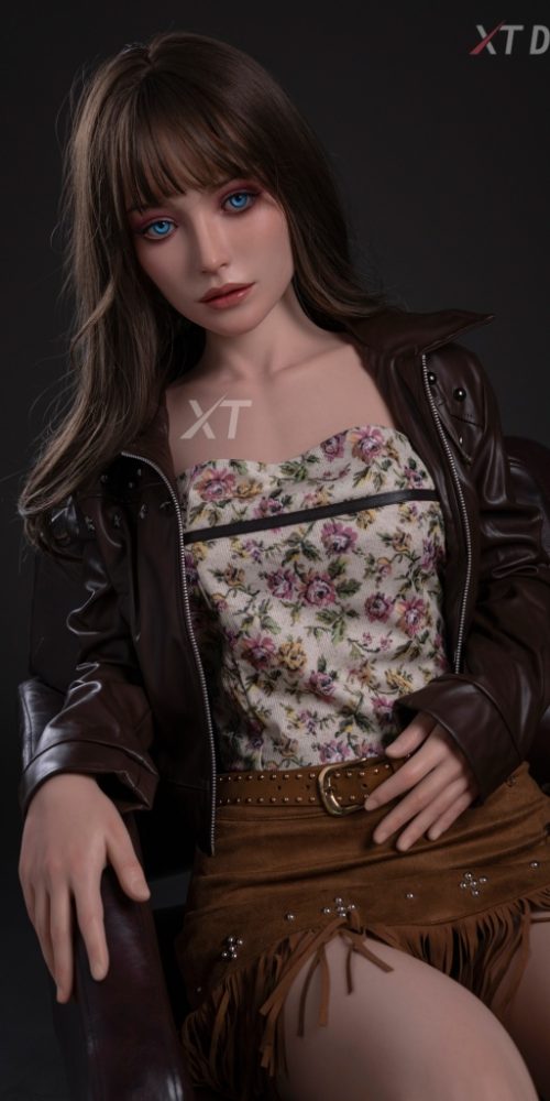 carey 161b xt 2c silicone xt doll 03