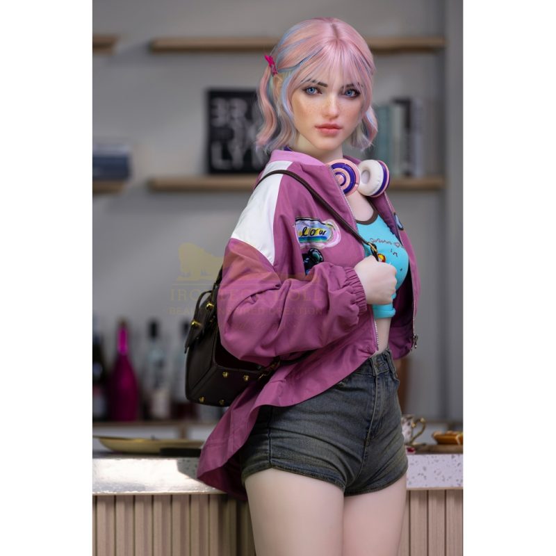 cloe 162a s46 hybrid irontech doll 02