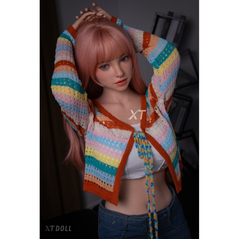 sophia 165e xt 5 silicone xt doll 02