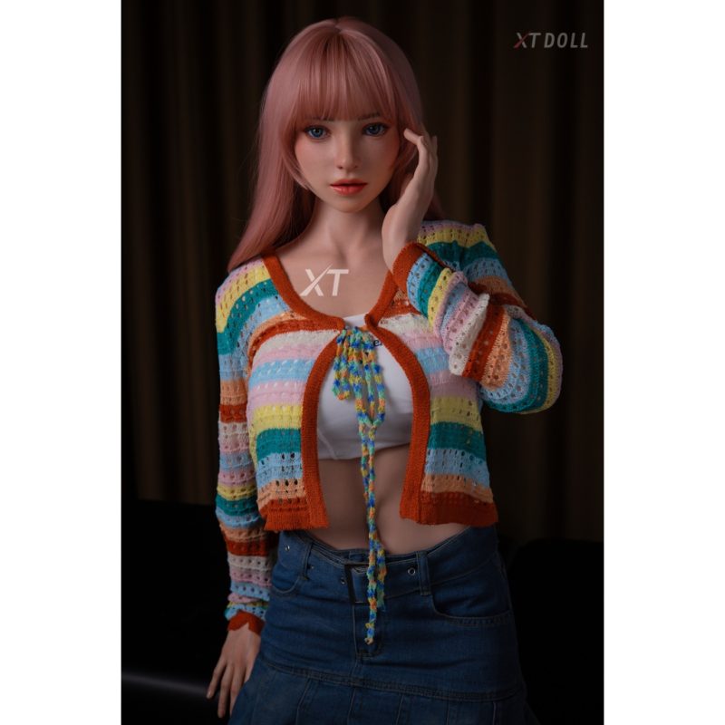 sophia 165e xt 5 silicone xt doll 04